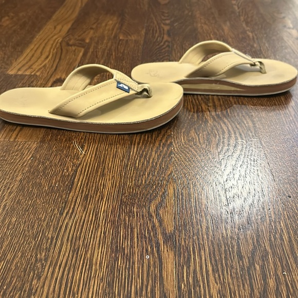 Vineyard Vines Men's Contoured Leather  Flip Flops - Picture 3 of 8